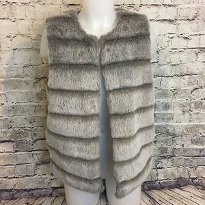 NWOT Joie 'Andrina' Faux Fur Vest Gray Size M